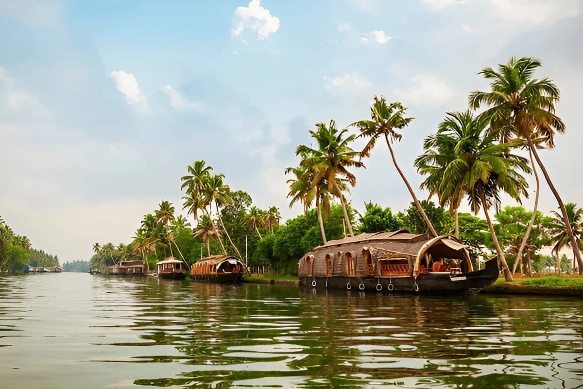 Kerala Tour Package 🌴